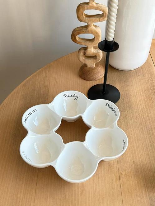 Super mooie schaal van riviera maison  Zo goed als nieuw, Huis en Inrichting, Keuken | Servies, Zo goed als nieuw, Schaal of Schalen
