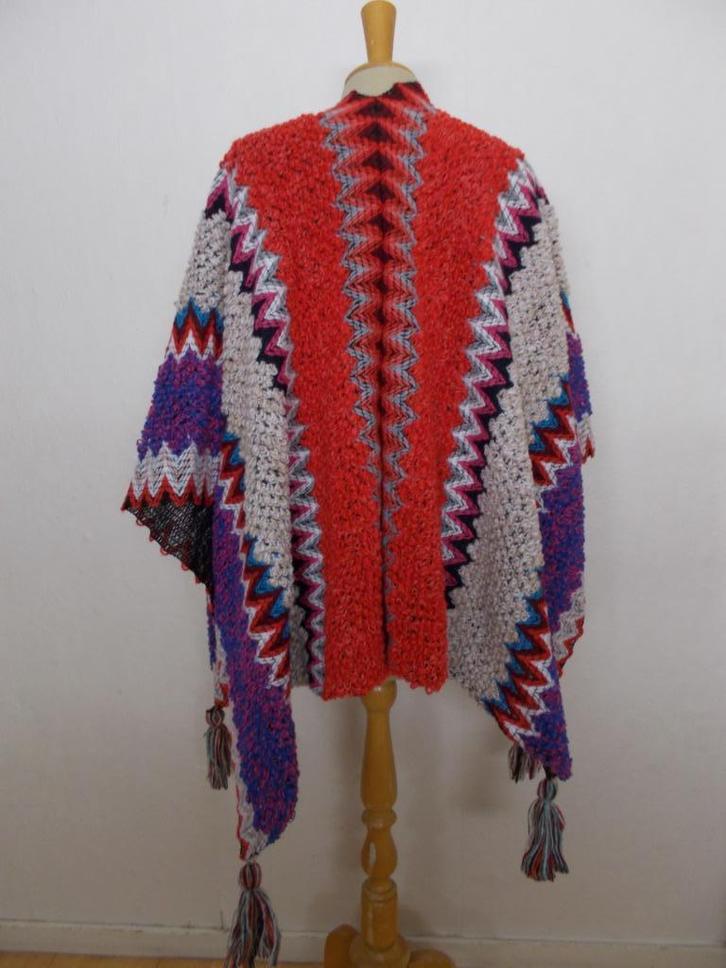 Peru mooie fleurige poncho/cape/mantel/sjaal! L/XL, Kleding | Dames, Truien en Vesten, Zo goed als nieuw, Maat 42/44 (L), Overige kleuren
