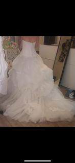 Blue by Enzoani Trouwjurk, Ophalen, Zo goed als nieuw, Wit, Trouwjurk