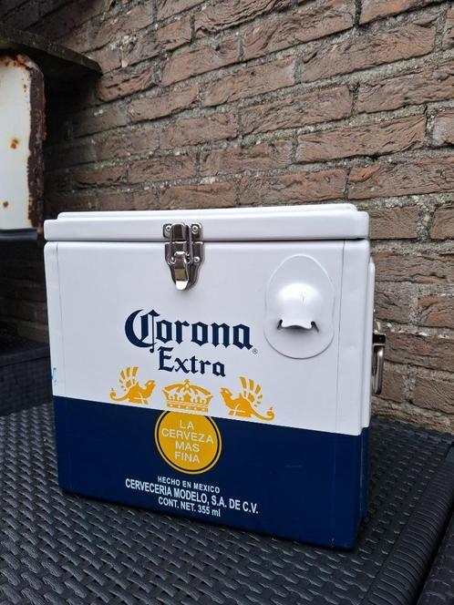 Corona koelbox met flesopener, Verzamelen, Biermerken, Nieuw, Overige typen, Overige merken, Ophalen of Verzenden