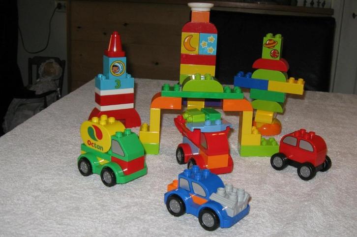 Duplo Lego. Div. autootjes 10952 + raket 10815, Kinderen en Baby's, Speelgoed | Duplo en Lego, Gebruikt, Duplo, Complete set, Ophalen of Verzenden