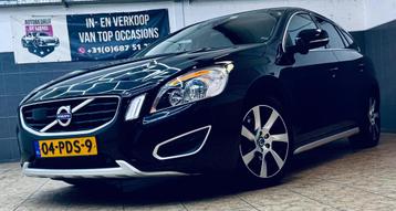 Volvo V60 2.0T Momentum/2DE EIG/BOM VOL/ beschikbaar voor biedingen