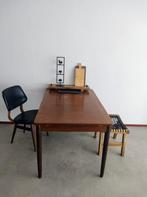 Massief houten tafel met vintage stoel jaren 60/70, Ophalen, Gebruikt, 100 tot 150 cm, 50 tot 100 cm