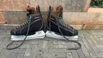 Stean Sniper Zwart/Rood mt 45, Sport en Fitness, Ophalen of Verzenden, Zo goed als nieuw, IJshockeyschaatsen, Overige merken