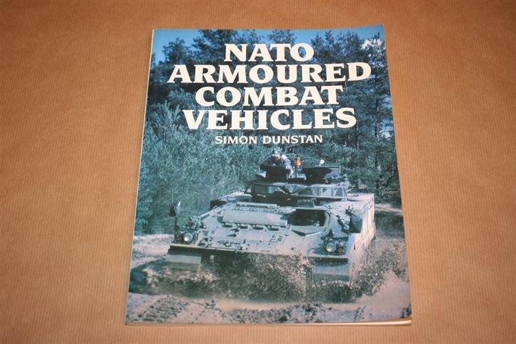 NATO Armoured Combat Vehicles, Boeken, Oorlog en Militair, Gelezen, Overige onderwerpen, Tweede Wereldoorlog, Ophalen of Verzenden