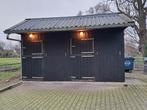 Nette en robuuste paardenstal, Dieren en Toebehoren, Stalling, 2 of 3 paarden of pony's