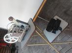 Filmprojector, scherm, tafel en camera., Ophalen, Gebruikt