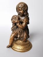 Brons beeld meisje met vogel / duif, Antiek en Kunst, Verzenden