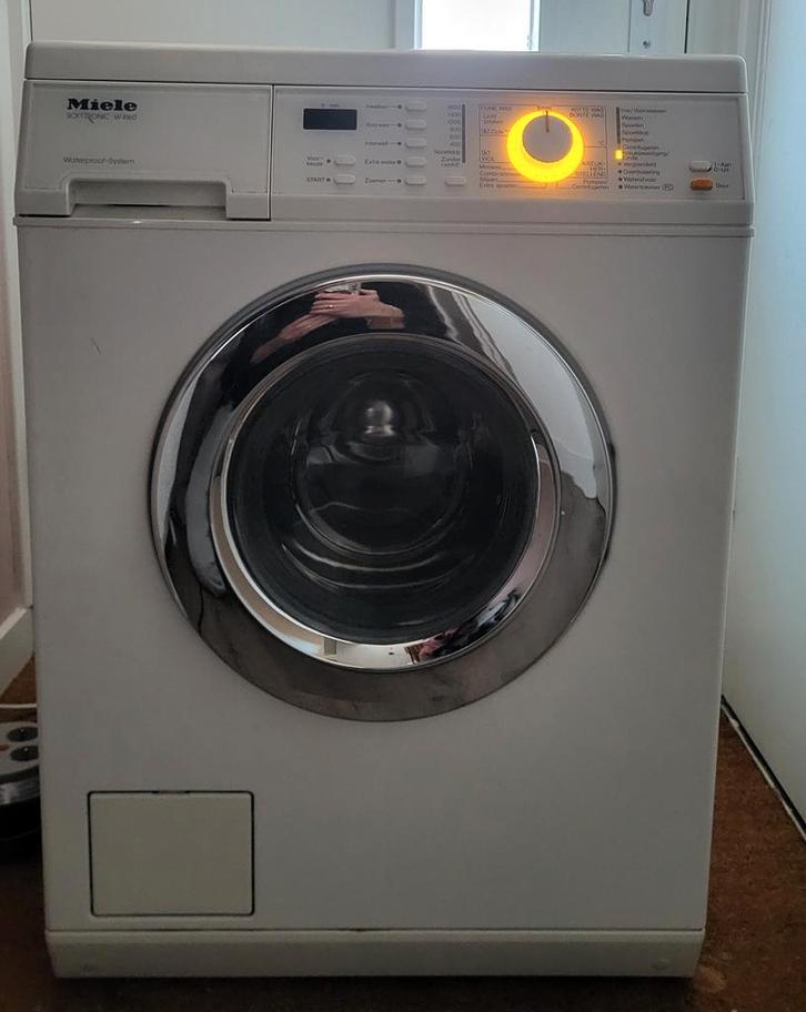 Miele Softtronic wasmachine – 6 kg-1600 toeren- topstaat!, Witgoed en Apparatuur, Wasmachines, Zo goed als nieuw, Voorlader, 6 tot 8 kg