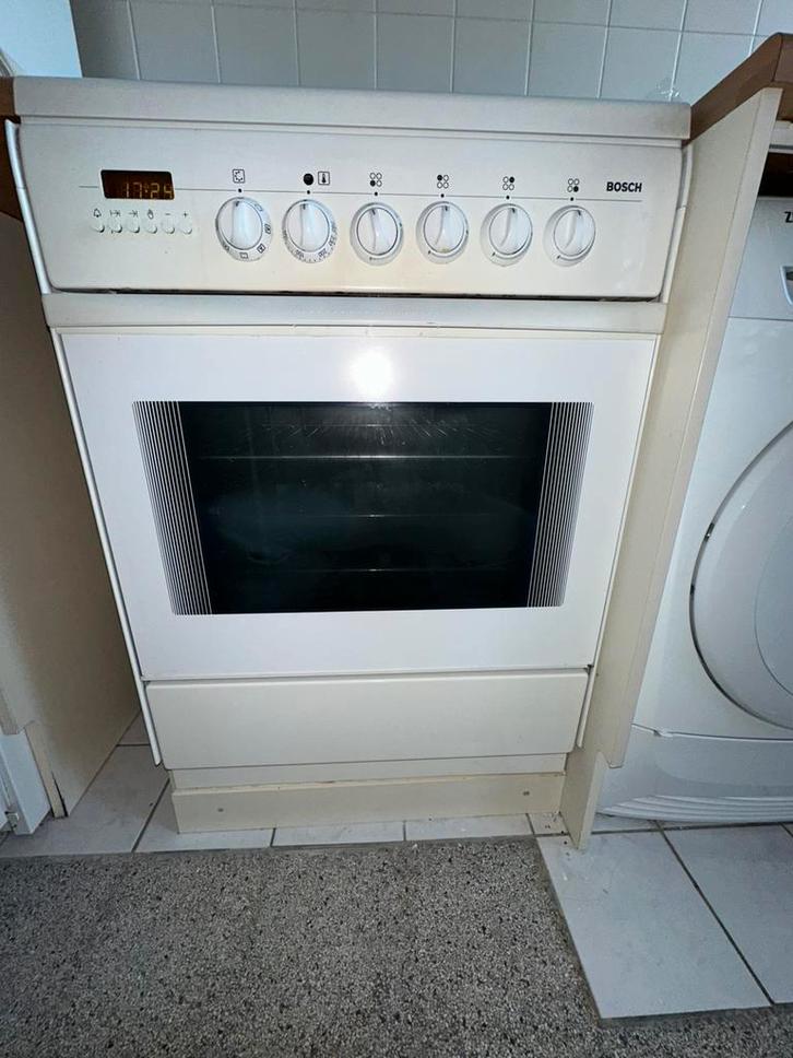Gasfornuis met oven, Witgoed en Apparatuur, Fornuizen, Gebruikt, Vrijstaand, Gas, 4 kookzones, 85 tot 90 cm, 60 cm of meer, Ophalen