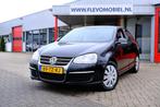 Volkswagen Jetta 1.6 Trendline Airco|Cruise, Auto's, Voorwielaandrijving, Gebruikt, Metallic lak, 4 cilinders