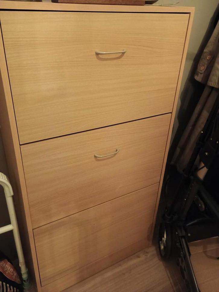 Gebruikte schoenenkast - Praktisch en ruimtebesparend!, Huis en Inrichting, Kasten | Schoenenkasten, Gebruikt, Ophalen