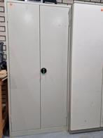 Ruime afsluitbare archiefkast/schuurkast, Huis en Inrichting, Kasten | Lockerkasten, Ophalen, Gebruikt, Industrieel