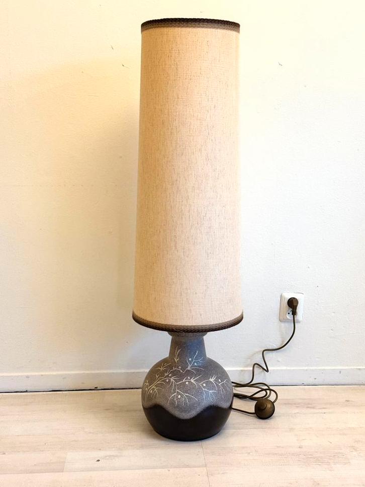Vintage keramiek vloerlamp West Germany 1970’s, Huis en Inrichting, Lampen | Vloerlampen, Zo goed als nieuw, 100 tot 150 cm, Ophalen