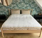 IKEA Björksnäs bedframe, lattenbodems, Emma matrassen ZGAN, Huis en Inrichting, Slaapkamer | Bedden, Ophalen, Wit, Tweepersoons