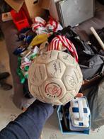 Ajax Collectie 93-96: Shirts, trainingspakken, vlaggetjes, Ophalen of Verzenden, Gebruikt, Clubaccessoires