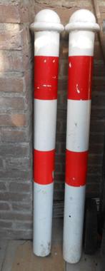 2 rood/witte wegmarkeringspalen, Ophalen, Gebruikt, IJzer, Overige typen
