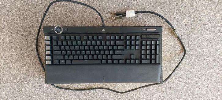 Corsair K100 RGB Toetsenbord, Computers en Software, Toetsenborden, Zo goed als nieuw, Qwerty, Bedraad, Ergonomisch, Gaming toetsenbord