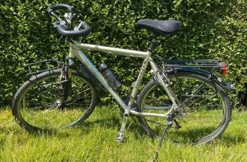 Gazelle Kathmandu trekkingfiets
Shimano Deore XT maat 56 beschikbaar voor biedingen