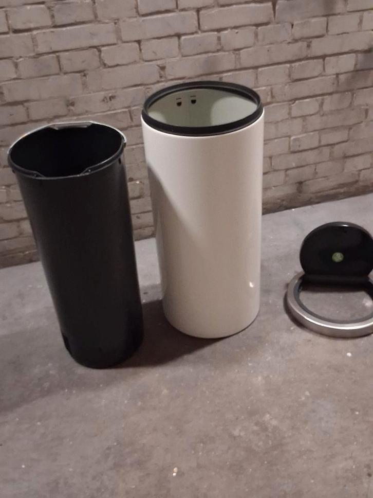 Te koop,Brabanita prullenbak. Deksel nog steeds open blijft, Auto-onderdelen, Uitlaatsystemen, Ophalen