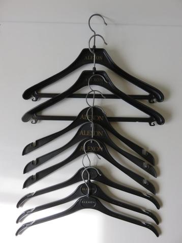 8 Alexon blousehangers, kledinghanger deels van Tomado beschikbaar voor biedingen