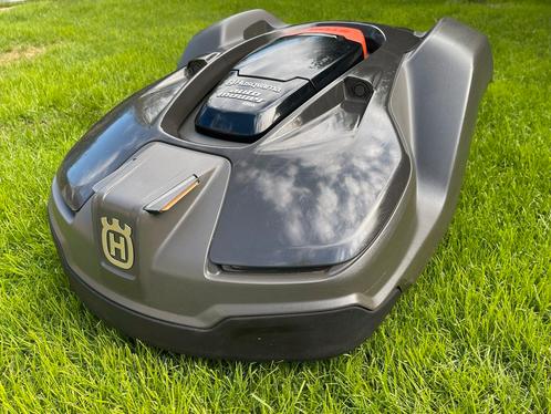 Husqvarna Automower 450x robotmaaier, Tuin en Terras, Grasmaaiers, Zo goed als nieuw, Minder dan 30 cm, Cirkelmaaier, Ophalen of Verzenden