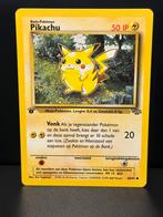 Pikachu #60, 1ste Edition Jungle, Near Mint, Nederlands, Ophalen of Verzenden, Zo goed als nieuw, Losse kaart