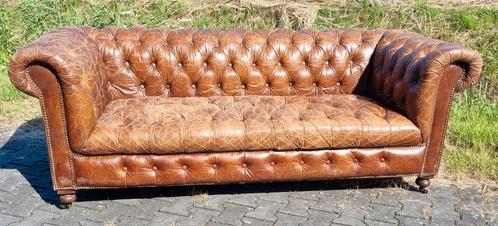 Chesterfield bank button seat cognac + GRATIS BEZORGD, Huis en Inrichting, Banken | Bankstellen, Gebruikt, Rechte bank, Leer, Ophalen of Verzenden