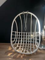 Witte Sissy Boy Hangstoel, Ophalen, Wit, Riet of Rotan, Zo goed als nieuw