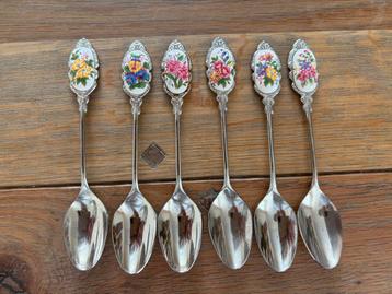 Vintage royal Albert Lepeltjes met Bloemmotieven - Set van 6 beschikbaar voor biedingen