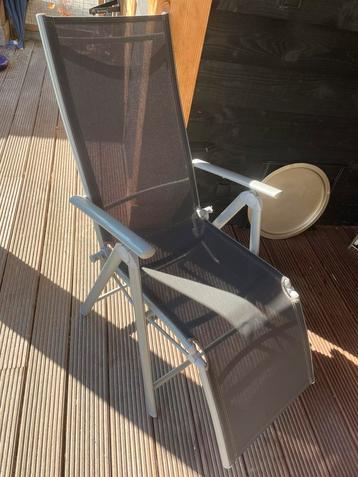 Tuin relax stoel beschikbaar voor biedingen
