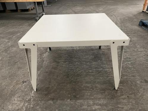 Lloyd tafel Functionals 110x110 eettafel | design, Huis en Inrichting, Tafels | Eettafels, Gebruikt, 100 tot 150 cm, 100 tot 150 cm