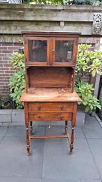 Antieke Houten Kast met Glazen Deurtjes, Ophalen