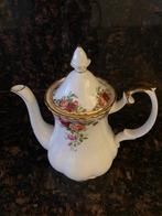 Sevies Royal Alberts OLD CUNTRY ROSES  60.00 euro voor set, Antiek en Kunst, Antiek | Servies compleet, Ophalen