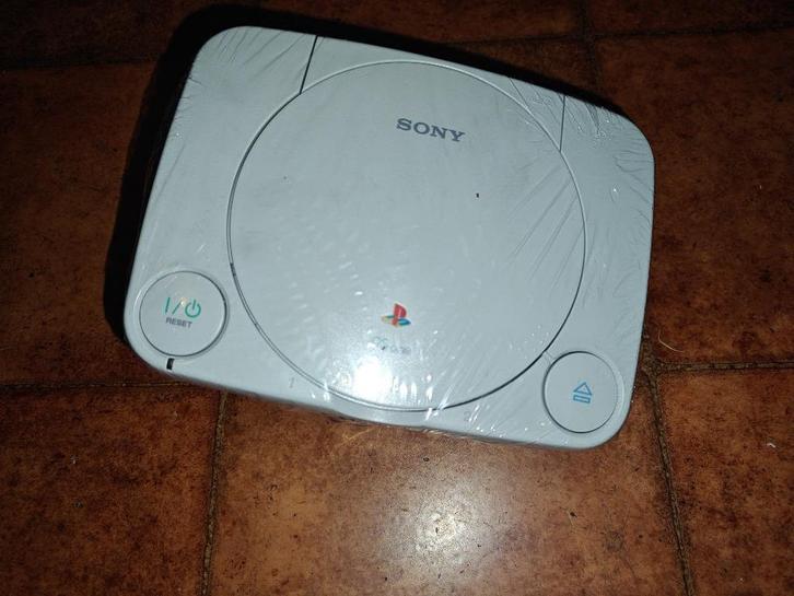 PlayStation 1 / PSX / PSOne, Spelcomputers en Games, Spelcomputers | Sony PlayStation 1, Refurbished, Zonder controller, Ophalen of Verzenden