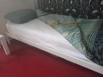 Ikea bed Vevelstad beschikbaar voor biedingen