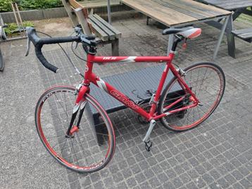 GIANT racefiets - 54cm framemaat beschikbaar voor biedingen