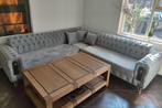 Luxe hoekbank in chesterfield stijl – 2 jaar oud, Huis en Inrichting, Banken | Complete zithoeken, Ophalen of Verzenden, Gebruikt