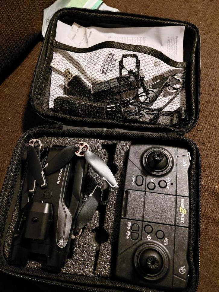 Drone met 2 accu's - Zo goed als nieuw!, Audio, Tv en Foto, Drones, Ophalen of Verzenden