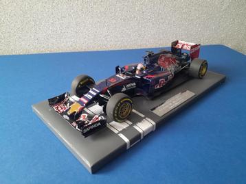 Minichamps Toro Rosso STR10 #33, Verstappen 2015 beschikbaar voor biedingen