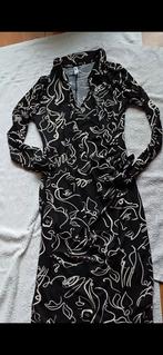 Nieuwe zwart beige jurk met leuk taille detail, maat S, Zwart, Nieuw, Ophalen of Verzenden, Maat 36 (S)