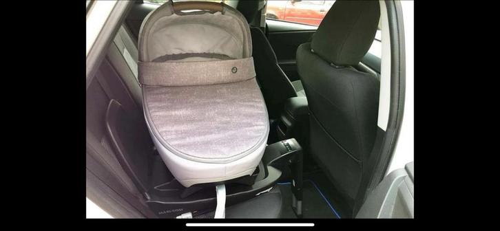 Te huur: Maxi Cosi Jade auto reiswieg incl Familifix3 base✅, Kinderen en Baby's, Kinderwagens en Combinaties, Zo goed als nieuw