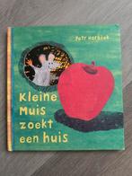 Kleine Muis Zoekt Een Huis - Petr Horáček, Boeken, Gelezen, Fictie algemeen, Jongen of Meisje, Petr Horáček