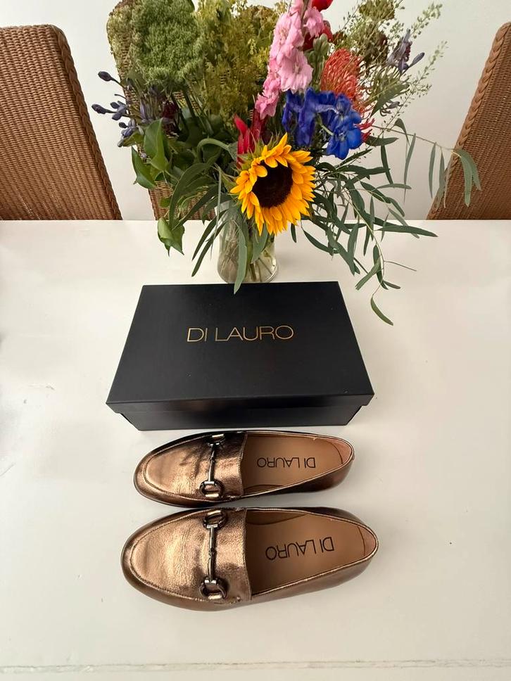 Nieuwe Di Lauro gouden instappers maat 39, Kleding | Dames, Schoenen, Zo goed als nieuw, Instappers, Ophalen of Verzenden