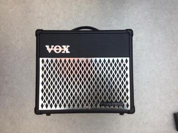 Vox vt 15 met 5 Knops footswitch 