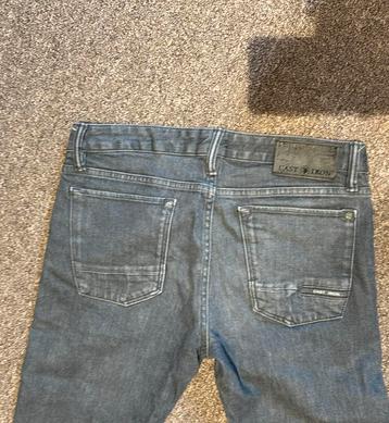 ALS NIEUW! Spijkerbroek Cast Iron 32-34 riser slim fit grijs beschikbaar voor biedingen