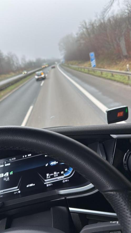 TE HUUR: Ervaren CE Chauffeur | Besch. voor noodsituaties, Vacatures, Vacatures | Chauffeurs, Vanaf 10 jaar, Overige vormen, 33 - 40 uur