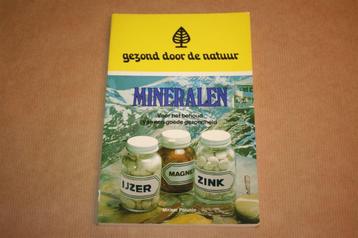 Gezond door de natuur. Mineralen behoud goede gezondheid beschikbaar voor biedingen