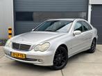 Mercedes-Benz C-klasse 180 K. Elegance CLIMA / CRUISE / TREK, Navigatiesysteem, Zwart, 1796 cc, Origineel Nederlands