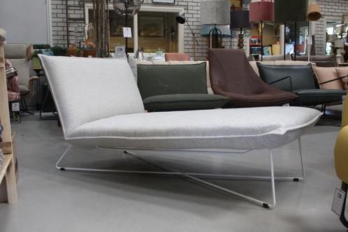 2 x luxe ligbed lounge EARL Jess Design metaal stof naturel, Tuin en Terras, Ligbedden, Zo goed als nieuw, Ophalen